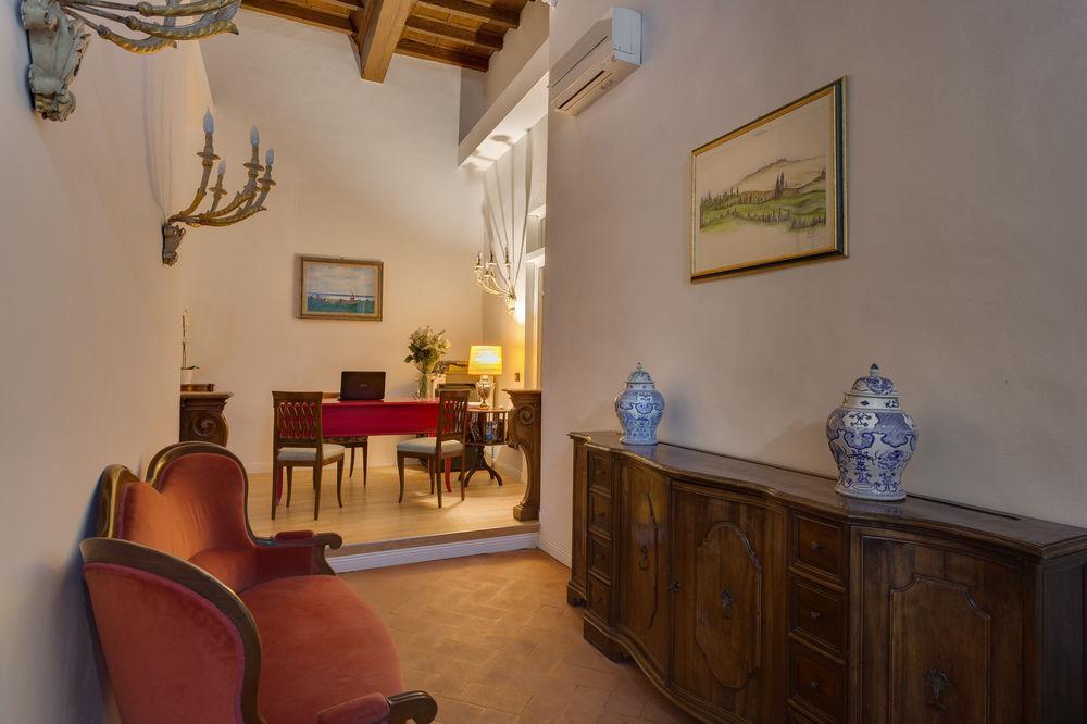 Residenza D'Epoca Borgo Albizi Hotel Florença Exterior foto